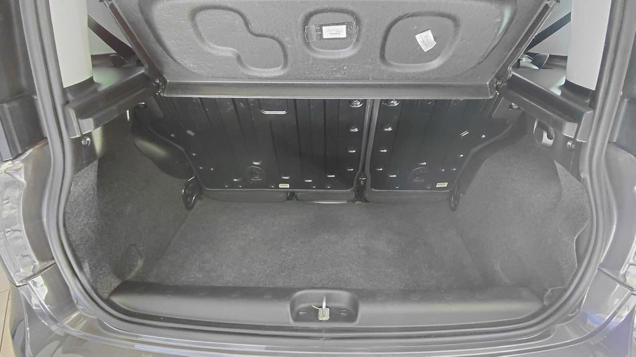 Fiat Panda 1.0 FireFly S&S Hybrid Garmin