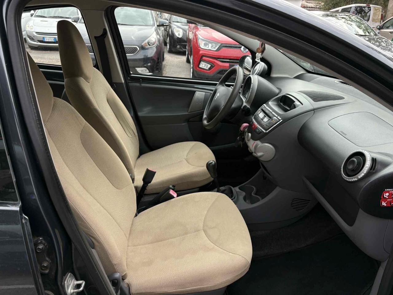 Peugeot 107 1.0 68CV 5p. Urban Move