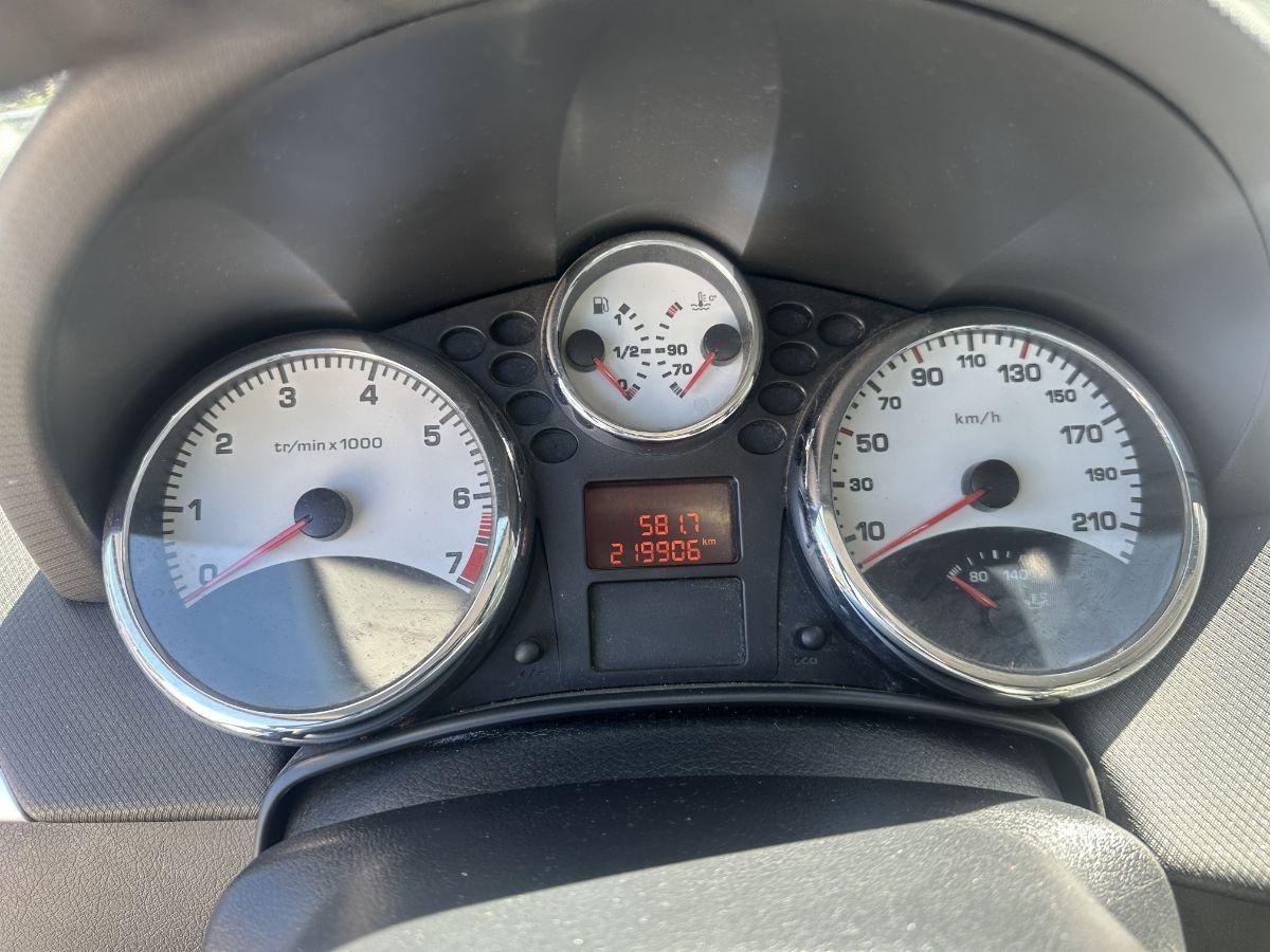 PEUGEOT 207 16V VTi 120CV CC Roland Garros