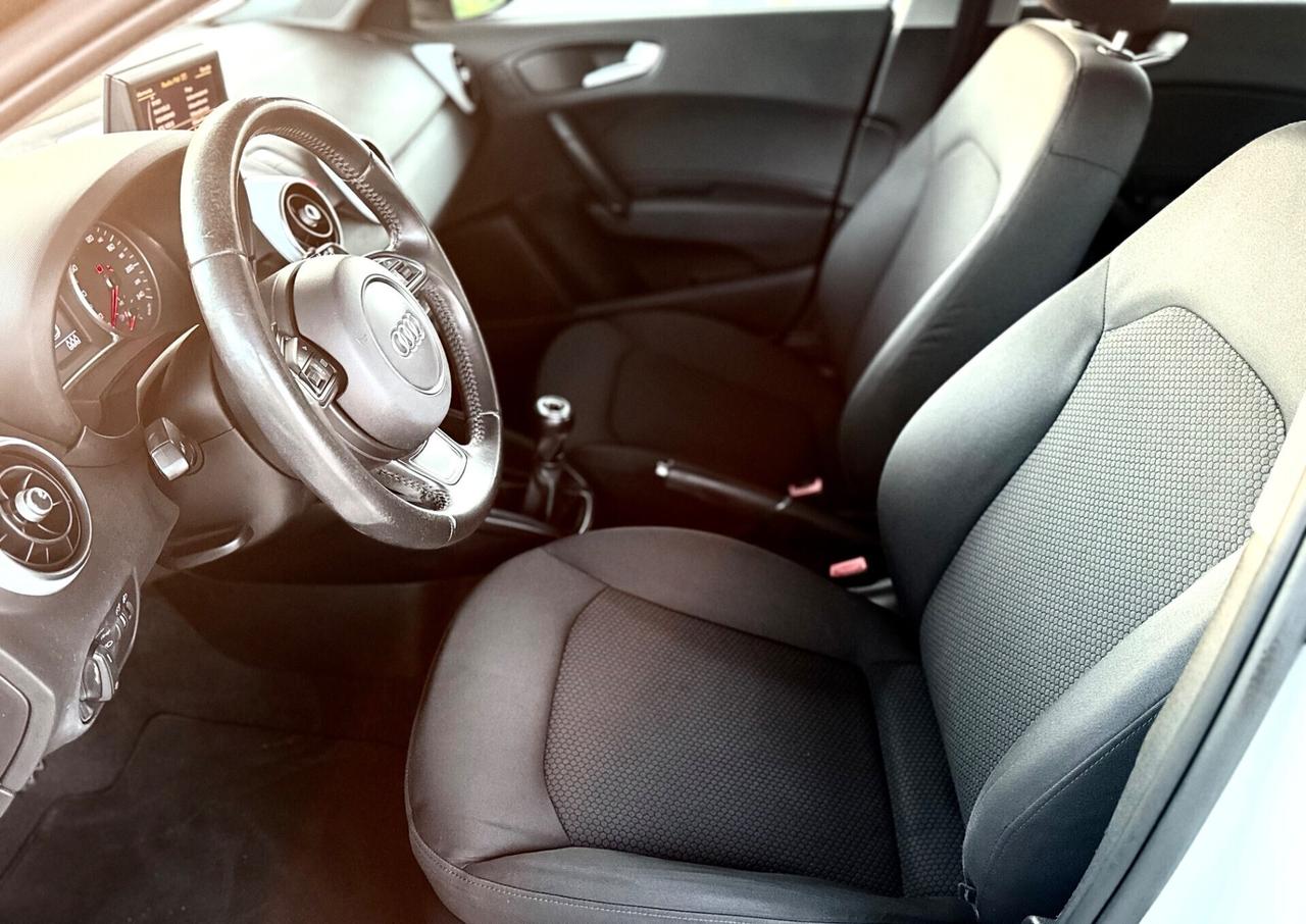 Audi A1 SPB 1.2 TFSI 86cv S-LINE