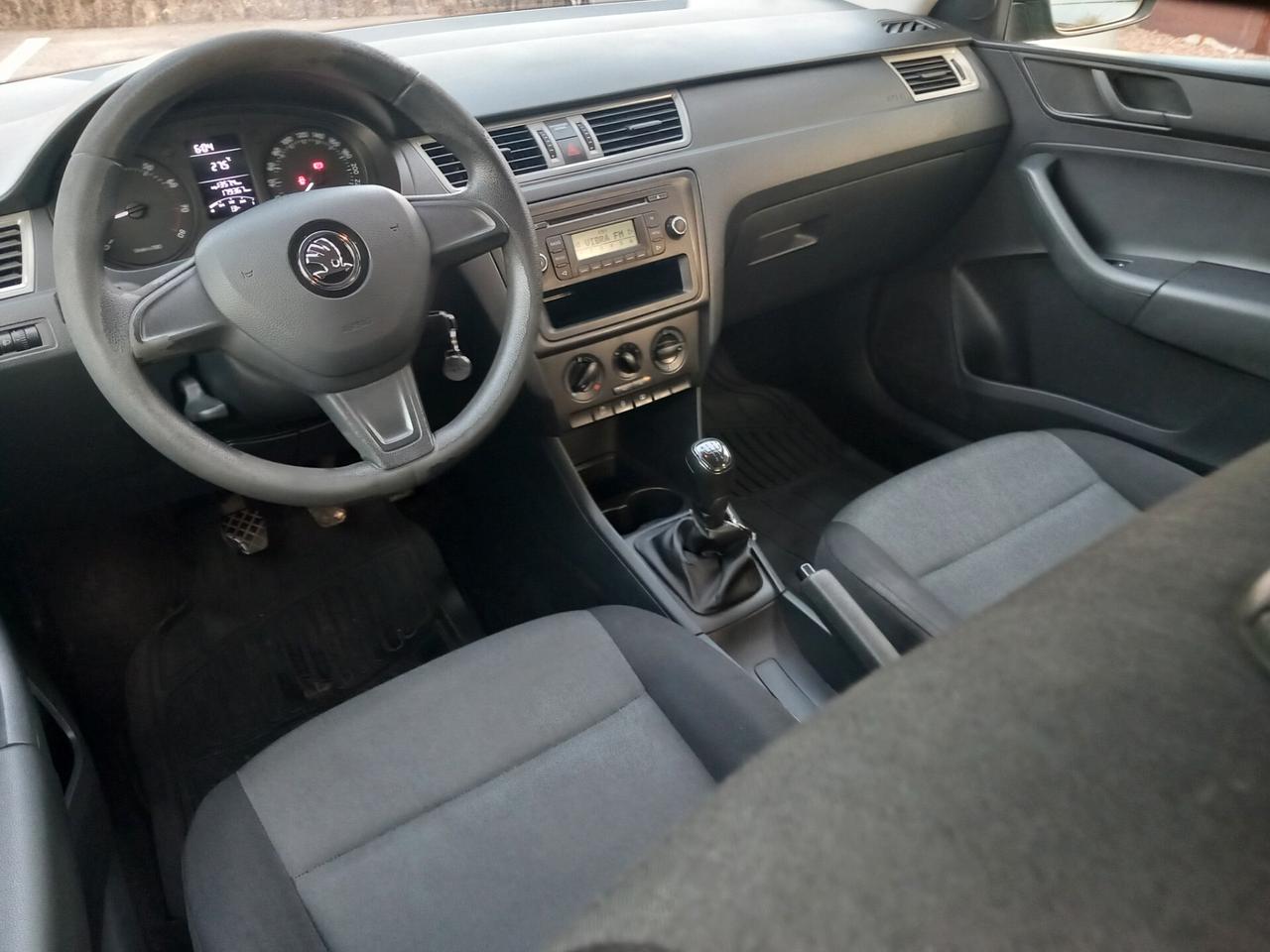 Skoda Rapid 1.2 TSI 86CV Active ok perneo patentati a € 158 mese