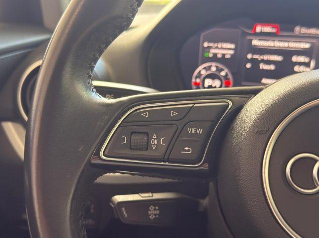 AUDI Q2 30 TDI Business Design