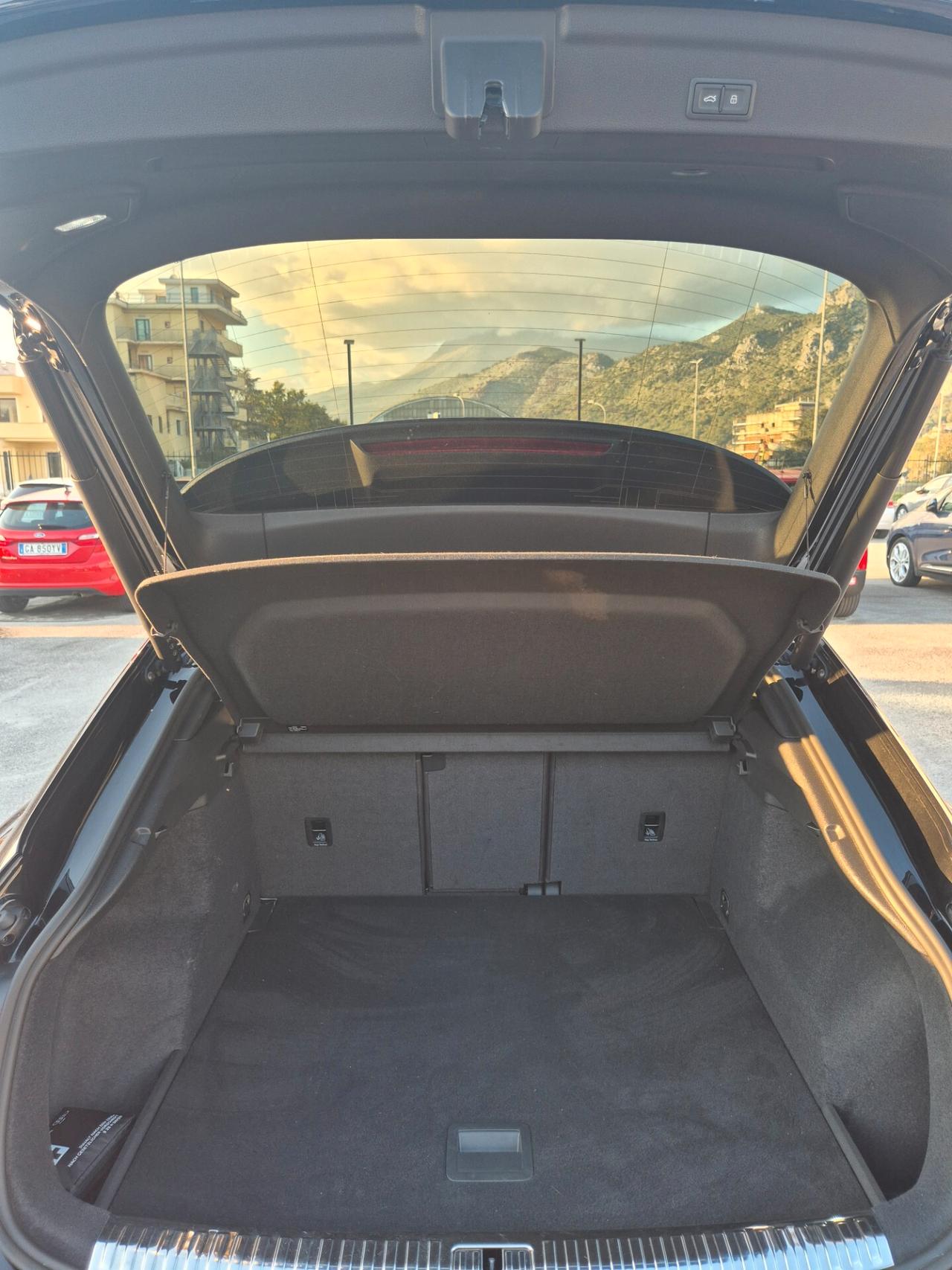 Audi Q3 40 TFSI quattro S tronic line edition