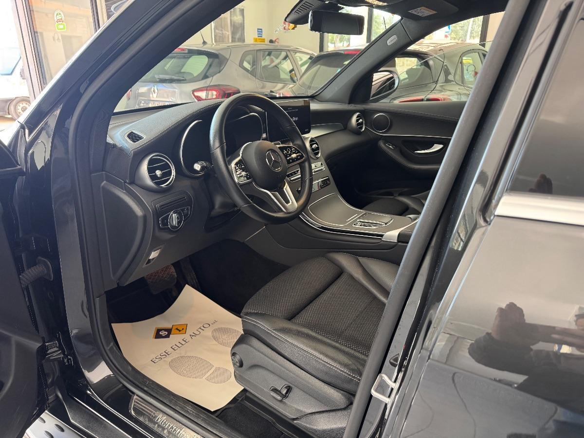 MERCEDES GLC 220 d 4Matic Sport UNICO PROPRIETARIO/ LED/ VIRTUAL/ PEDANE/ IVA DEDUCIBILE