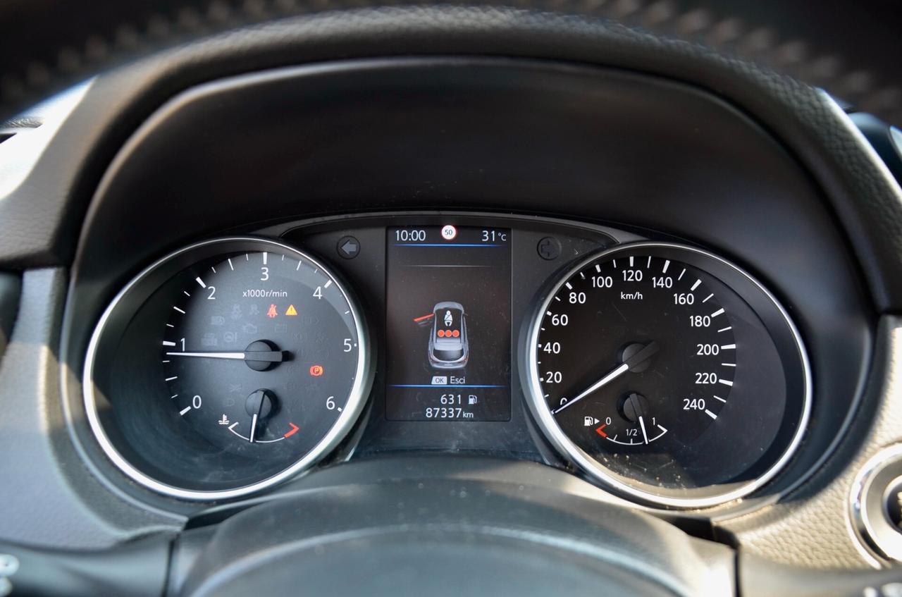 NISSAN QASHQAI 1.5 DCI N-CONNECTA 115cv, UNICOPROPRIETARIO, EURO 6D, SERVICE DIMOSTRABILI, TETTO, RETRO 360°, NAVI, PERMUTE