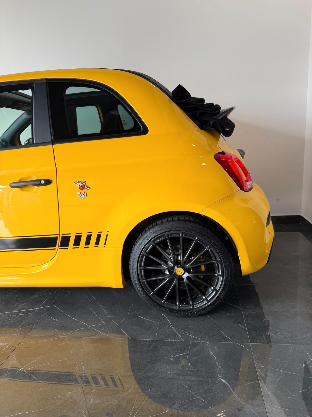 Abarth 595 C 1.4 Turbo T-Jet 180 CV Competizione