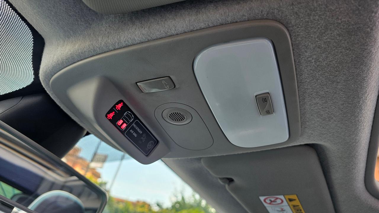 Renault Twingo CABRIO SCe Stop&Start La Parisienne UNIPRO CARVERTICAL