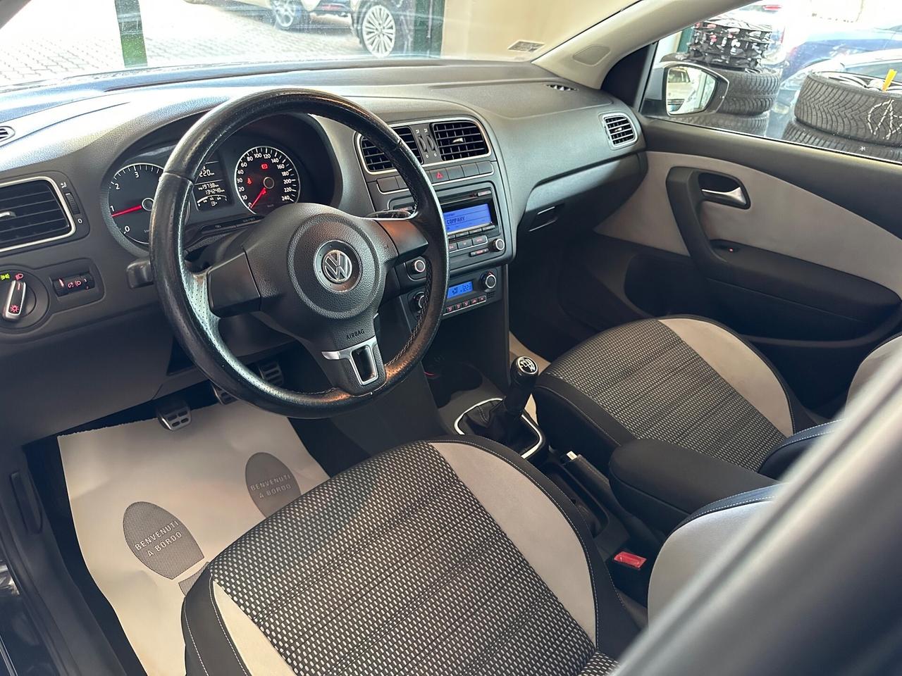 Volkswagen Polo Cross 1.6 TDI 90CV