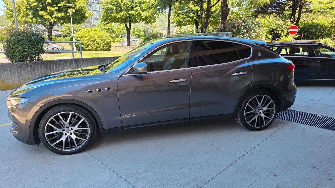 Maserati Levante V6 Diesel AWD Gransport