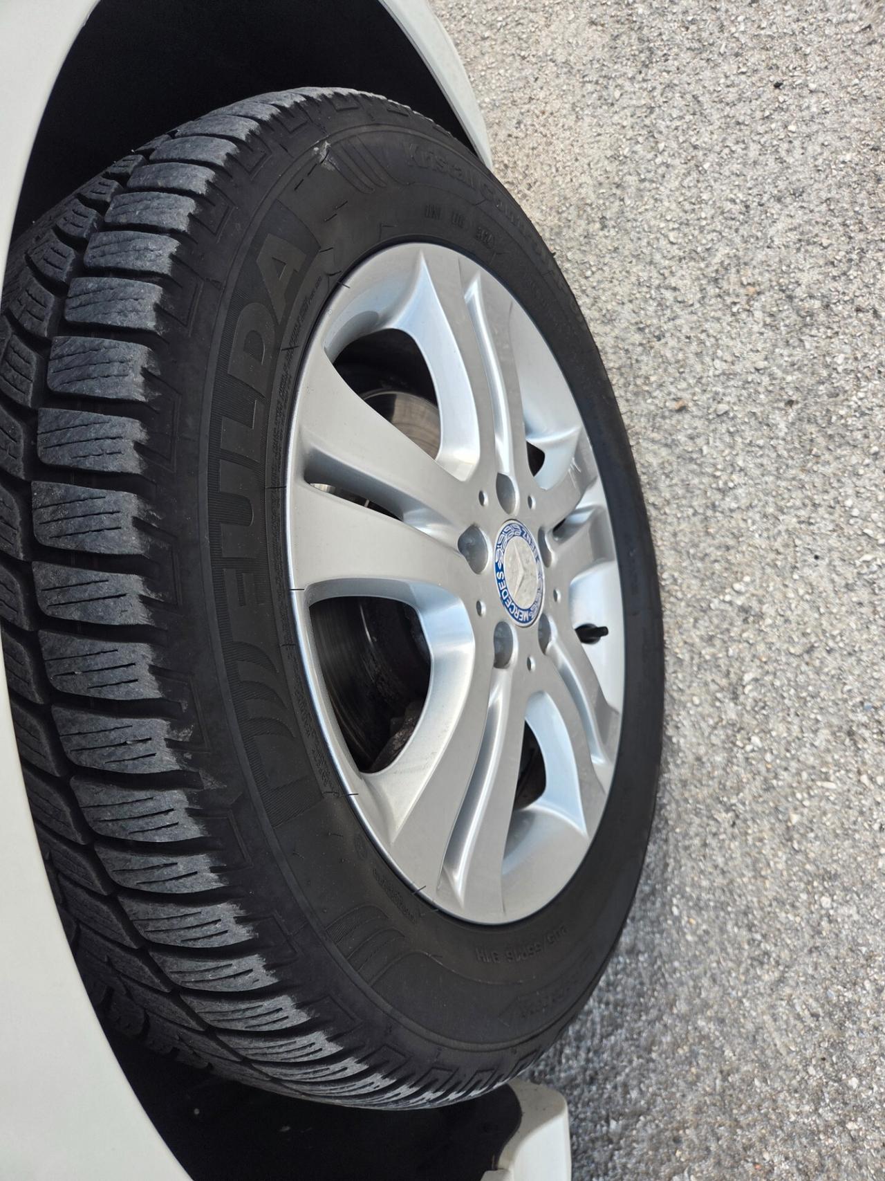 MERCEDES B200 2.0 CDI 140 CV KM CERTIFICATI
