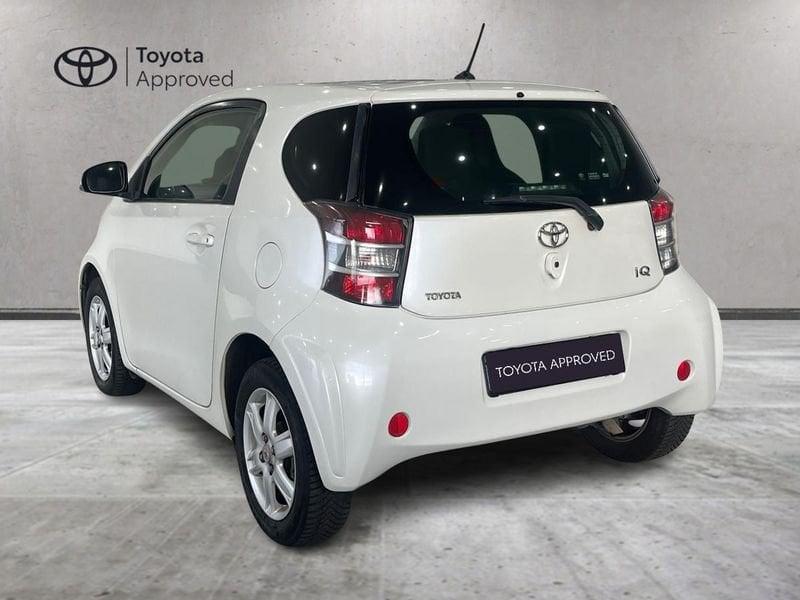 Toyota iQ iQ 1.0 Active (sol) cvt E5