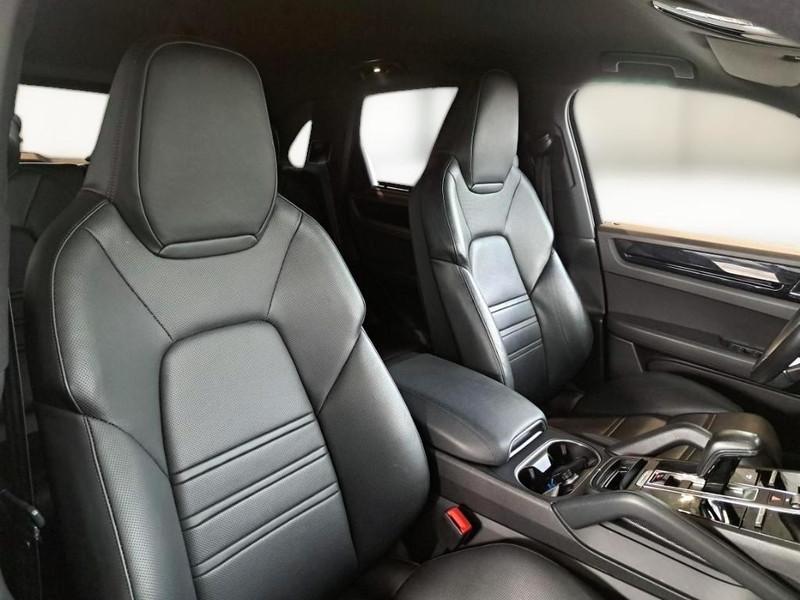 PORSCHE CAYENNE 3.0 V6 E-HYBRID AUTO SUV