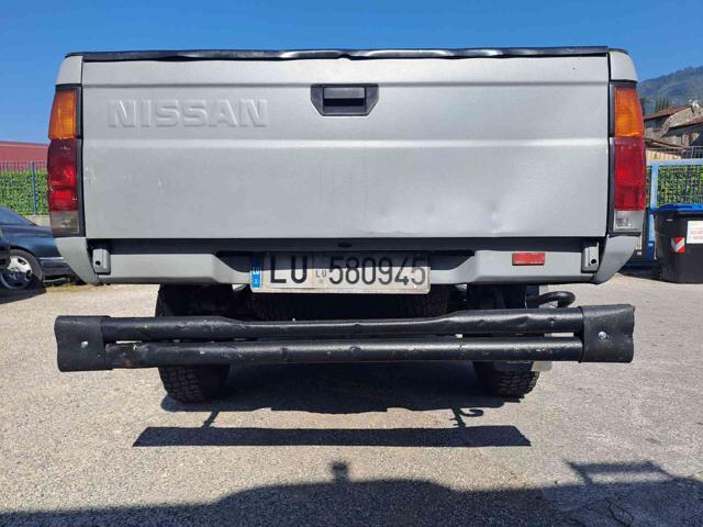 NISSAN King Cab 2500 4x4