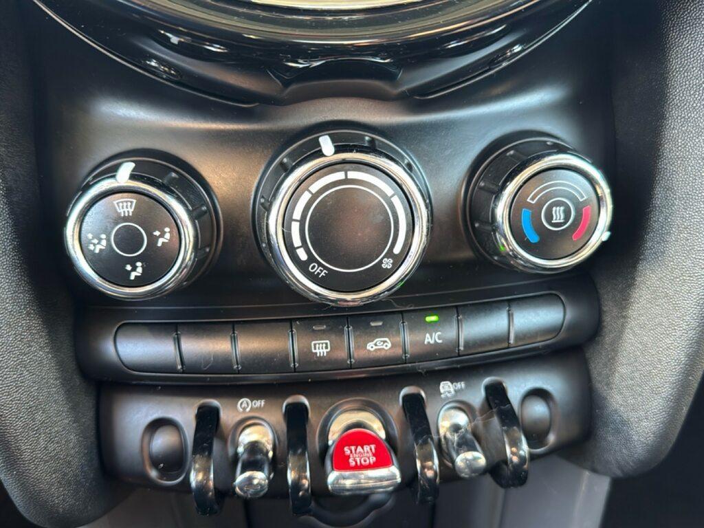 Mini Mini 5 Porte 1.5 Twin Power Turbo Cooper Camden