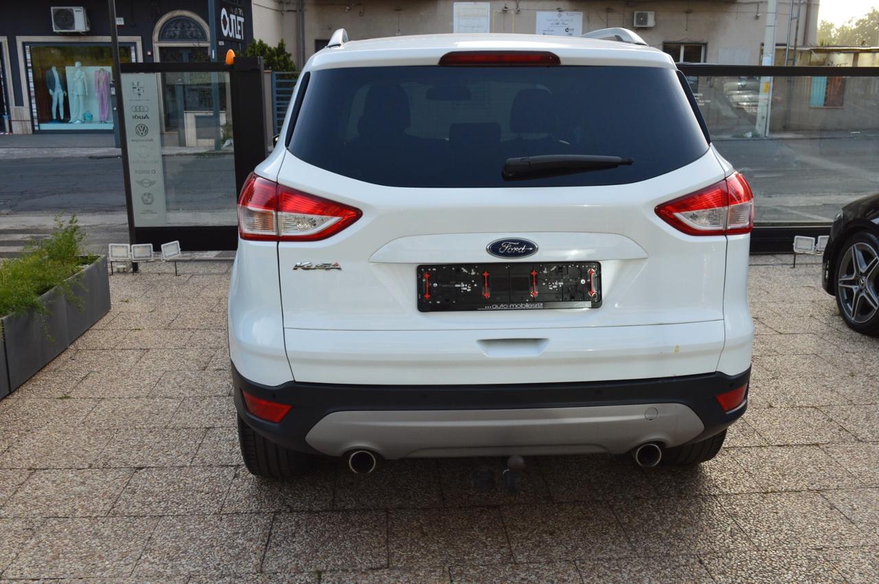 Ford Kuga 1.5 TDCI 120 CV S&S 2WD Titanium