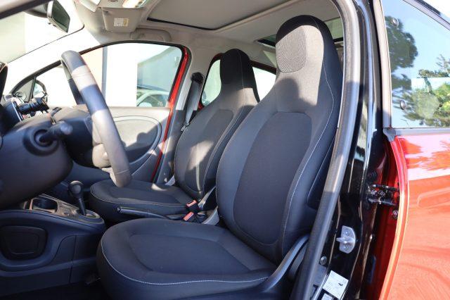 SMART ForFour 70 1.0 twinamic AUTOMATICA Passion PanoramaTEL USB