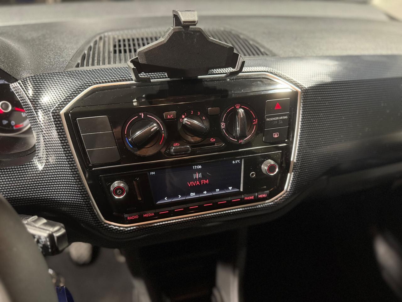 Volkswagen up! 1.0 5 PORTE NEOPATENTATI