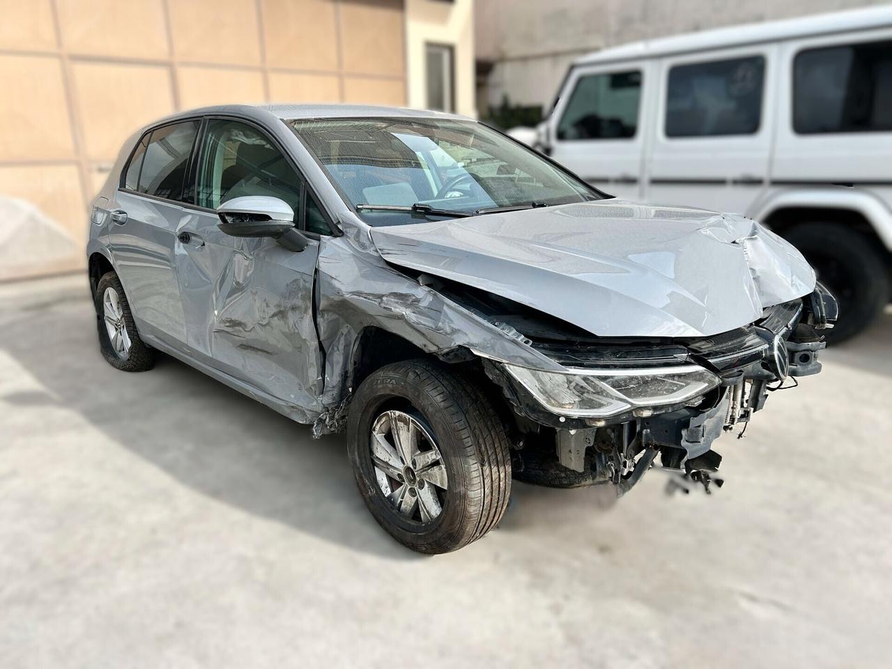 VW GOLF 8 2.0 TDI 150cv DSG - 2021 Incidentata