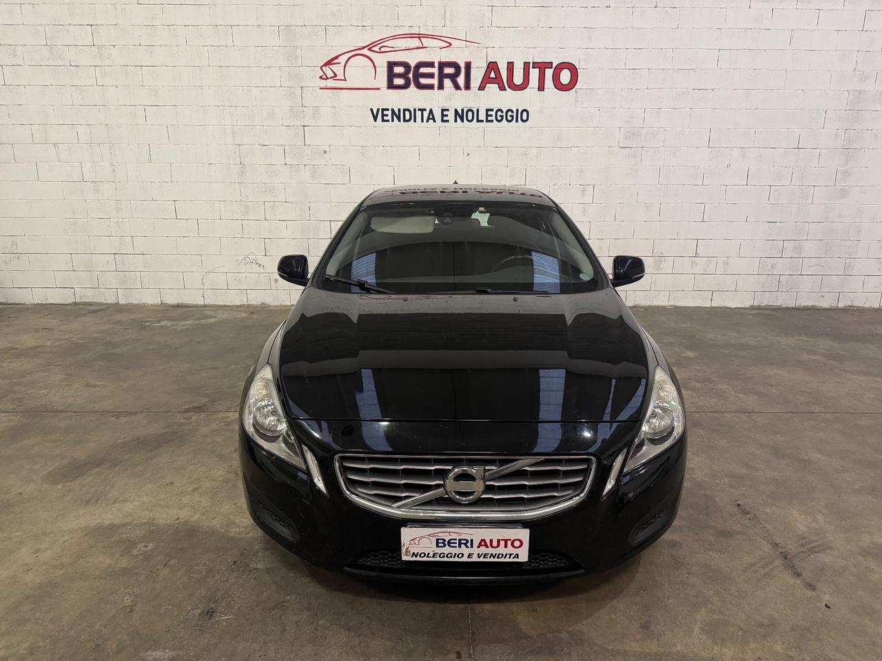 Volvo V60 D4 allestimento Summum