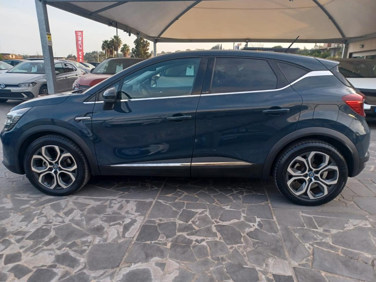 Renault Captur 1.6 E-Tech phev Intens 160cv