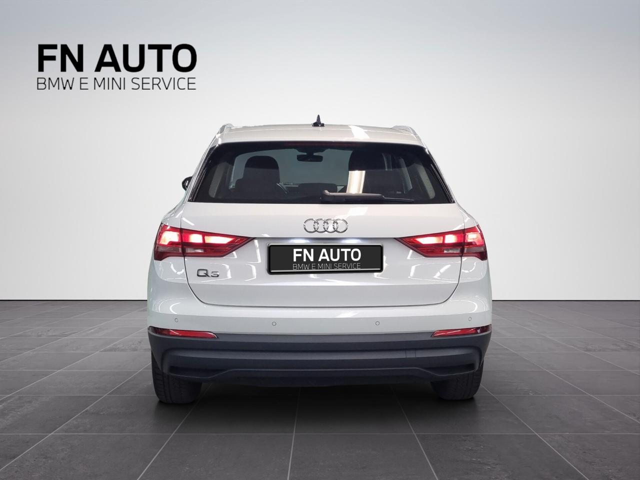 Audi Q3 35 TDI S tronic Business