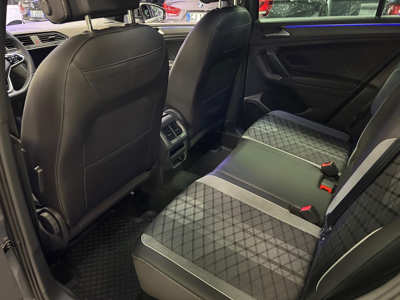 Volkswagen Tiguan 2.0 TDI 150 CV SCR DSG R-Line