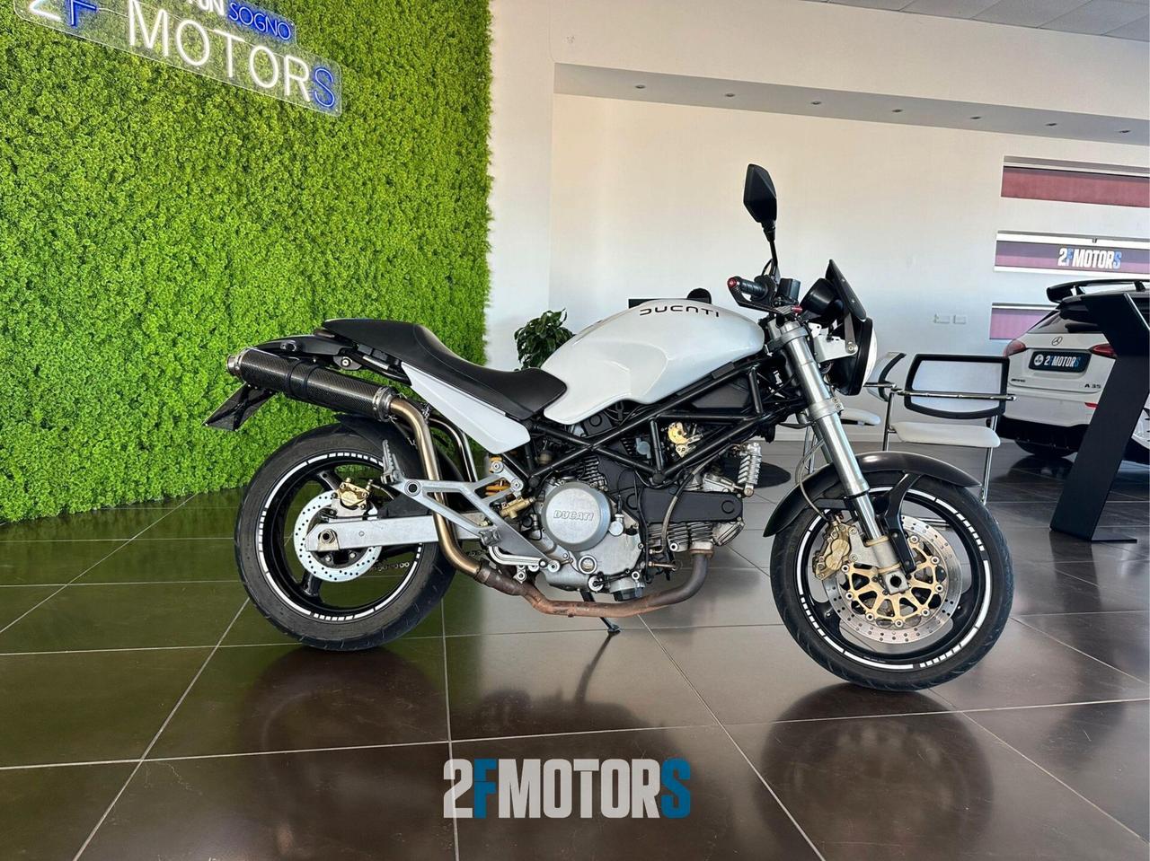 Ducati Monster 750 Dark