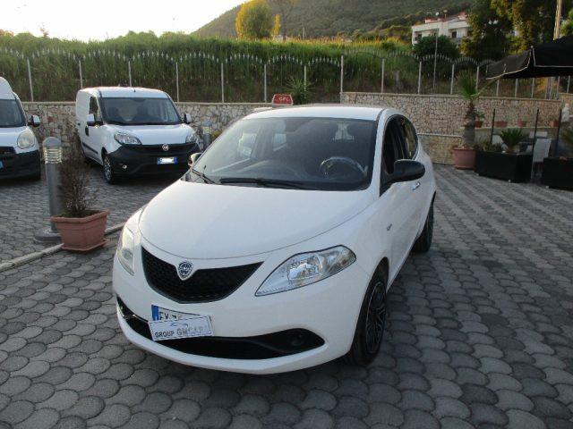 LANCIA Ypsilon 1.2 69 CV 5 porte GPL Ecochic Gold