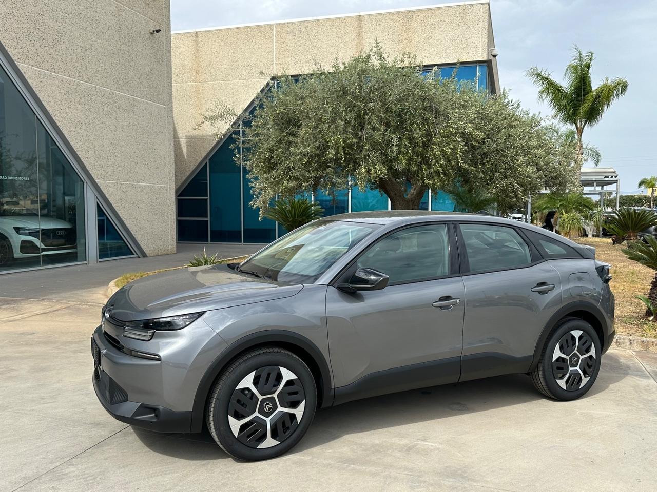Citroen C4 1.2 Plus 145cv possibilità noleggio no scoring
