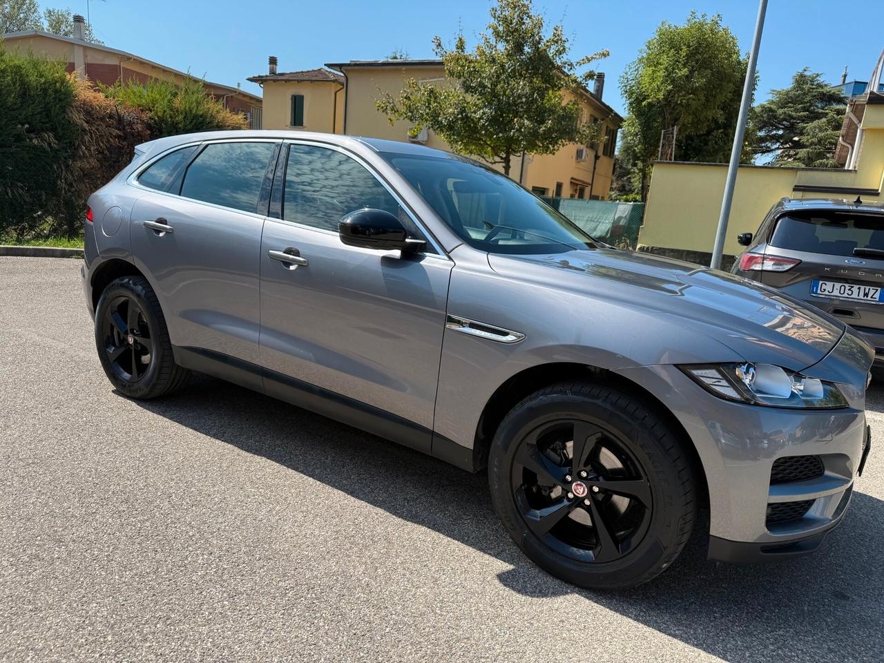 Jaguar F-Pace 2.0d - 4X4 - NAV. - PELLE - 12 MESI DI GARANZIA -