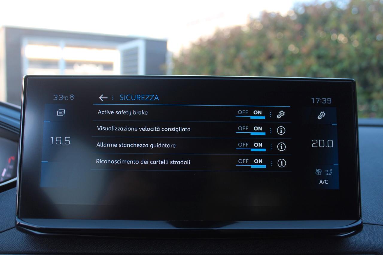 Peugeot 3008 BlueHDi 130 S&S EAT8 GT Pack