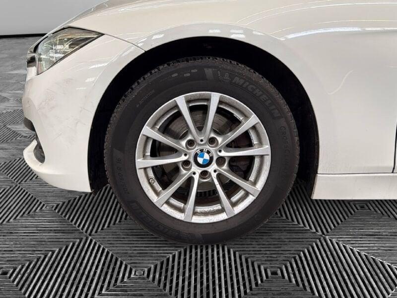 BMW Serie 3 318d Touring Business Adv. Aut.