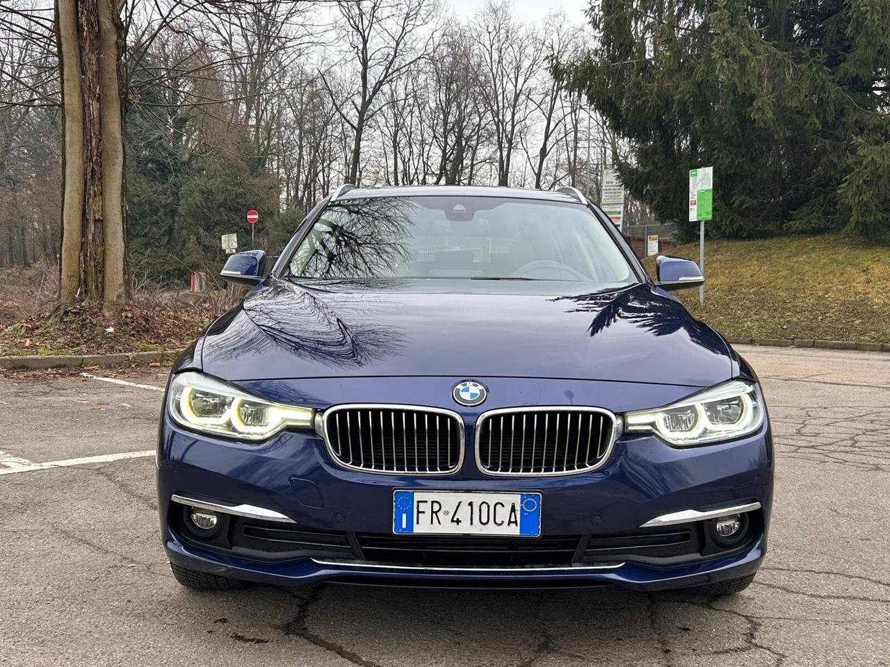 BMW 320d xDrive Touring Luxury – Automatica – 190 CV