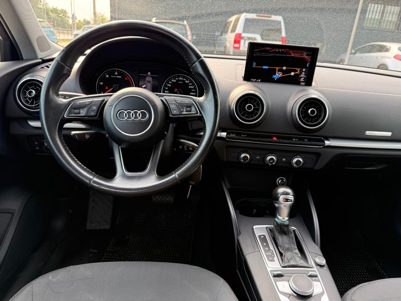 Audi A3 SPB 2.0 TDI S tronic Business