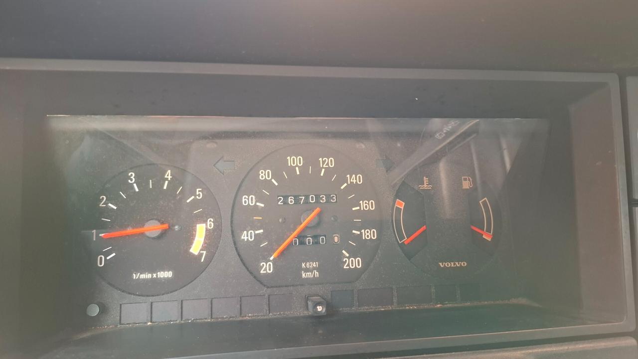 Volvo 240 2.0 Polar Super