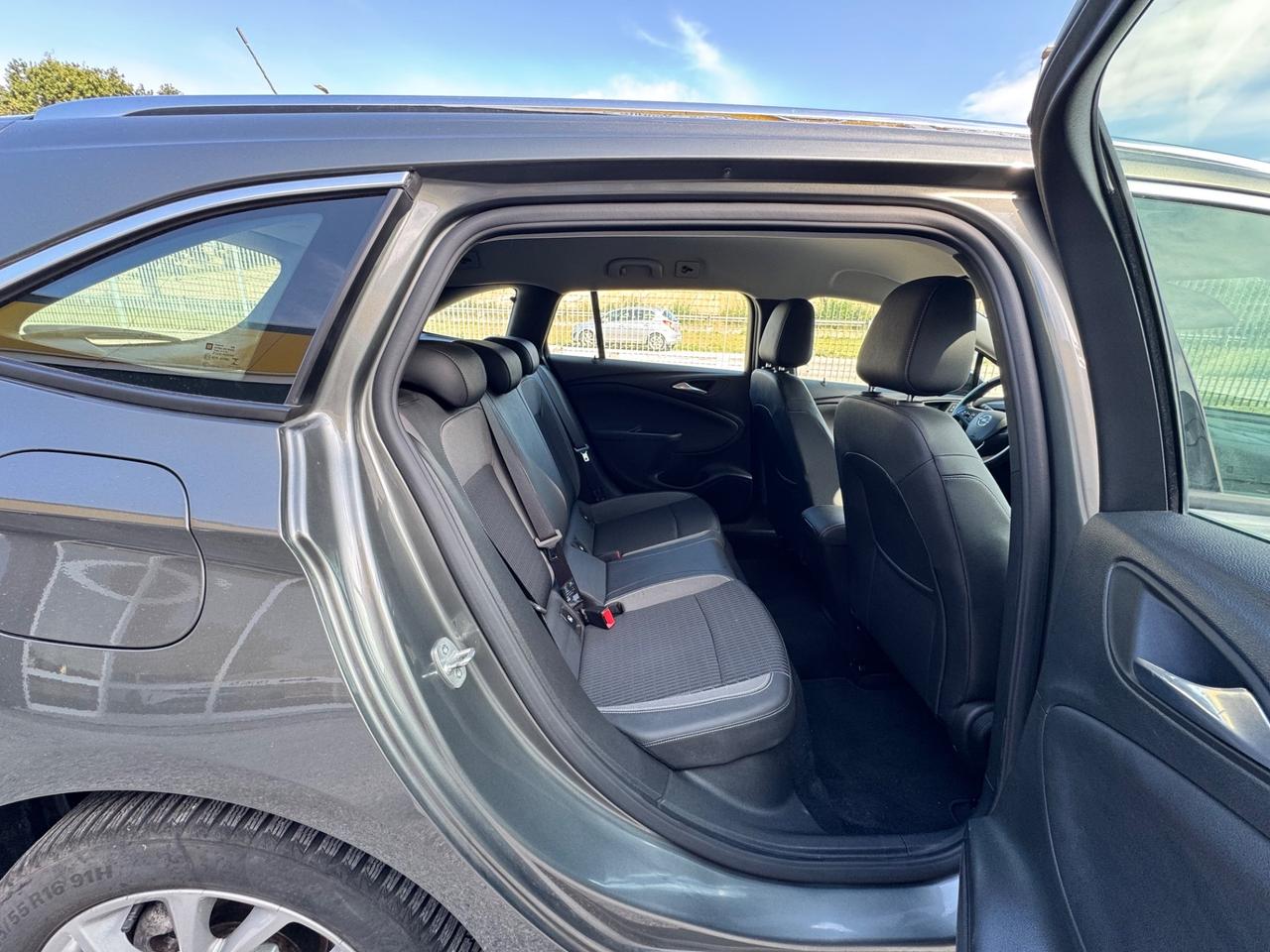 Opel Astra 1.5 Turbo Diesel 130 CV Elegance