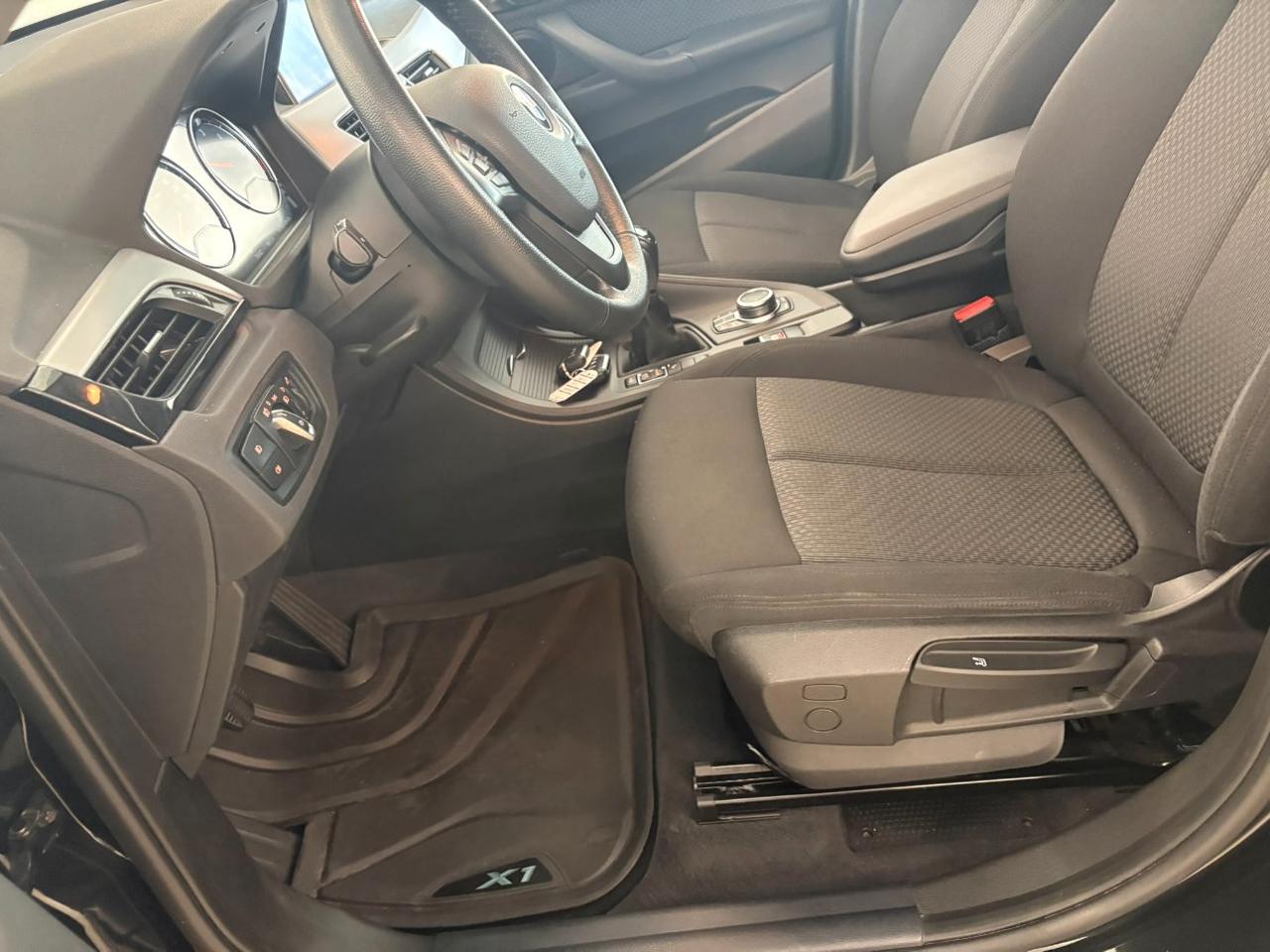 BMW X1 sdrive16d Business Advantage