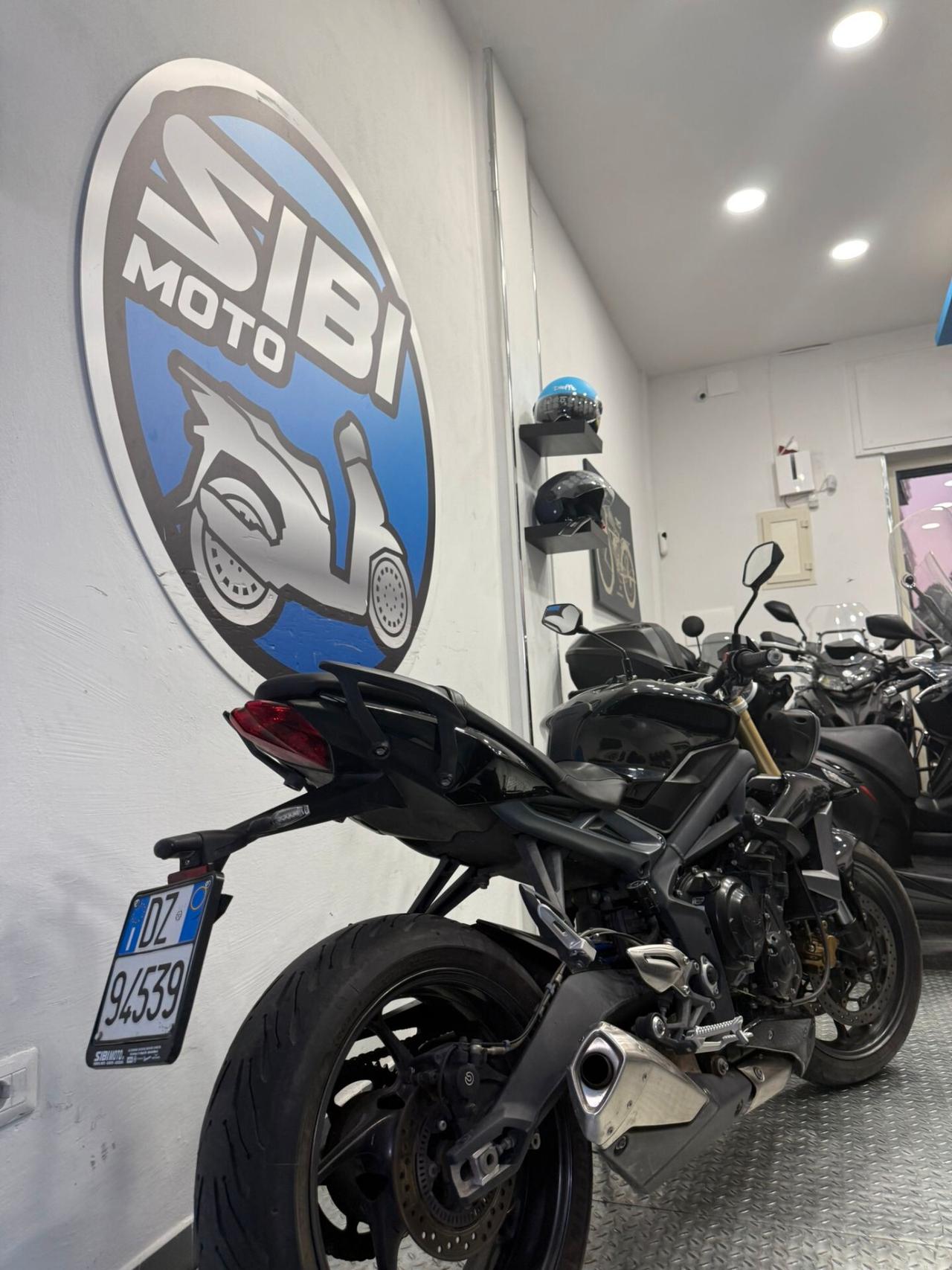 Triumph Speed Triple 675