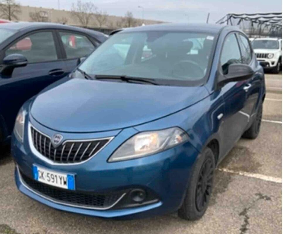 Lancia Ypsilon 1.0 FireFly 5 porte S&S Hybrid Gold