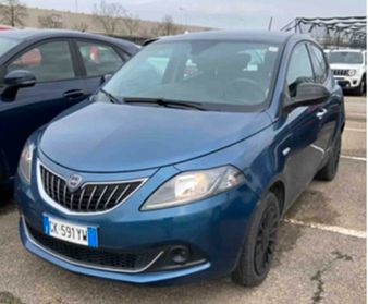 Lancia Ypsilon 1.0 FireFly 5 porte S&S Hybrid Gold