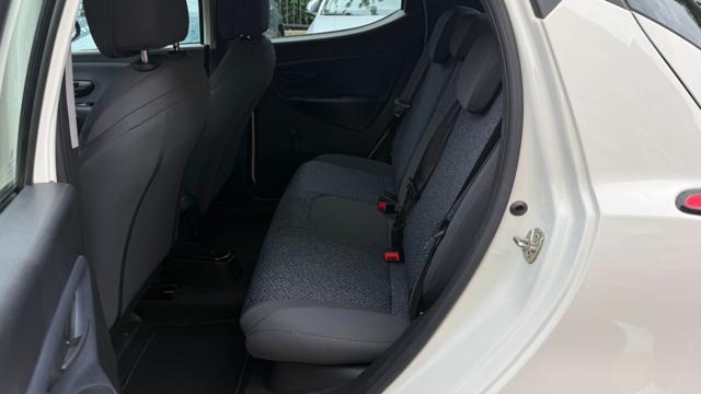 LANCIA Ypsilon 1.0 FIREFLY S&S HYBRID GOLD*R.CAM*CARPLAY*LED*TEL