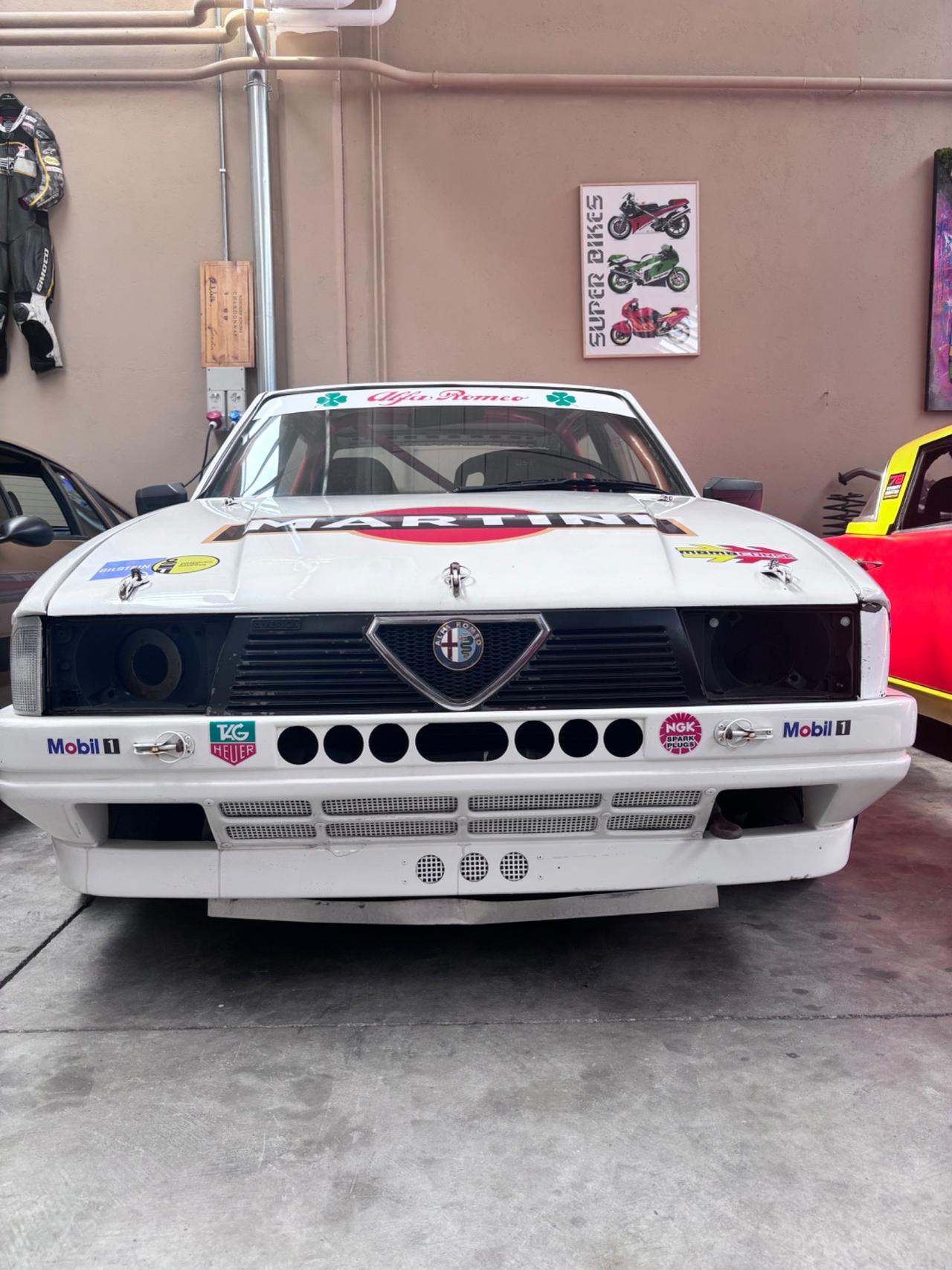 Alfa Romeo 75 V6 Pronto Pista