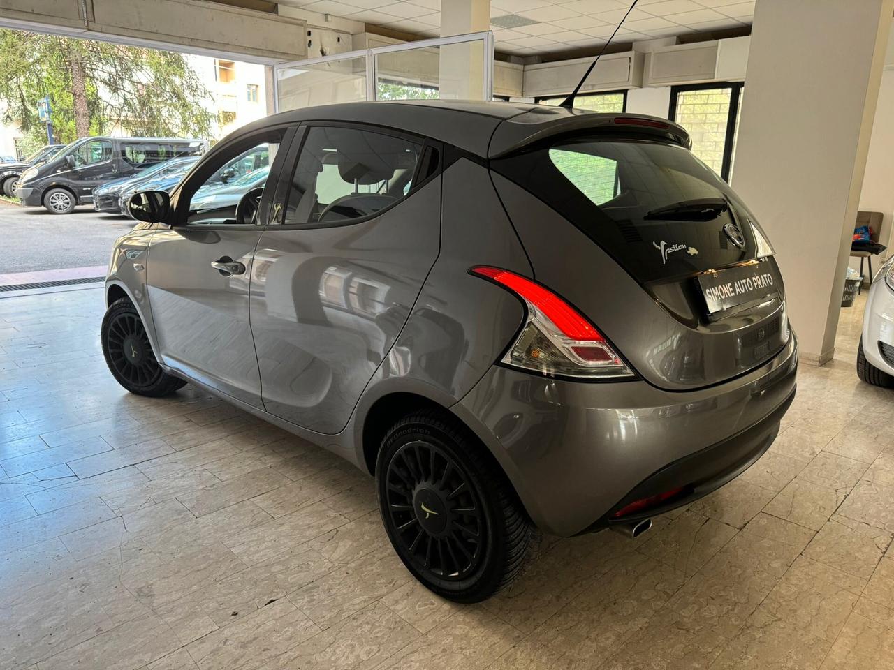 Lancia Ypsilon 1.3 MJT 16V 95 CV 5 porte S&S Gold