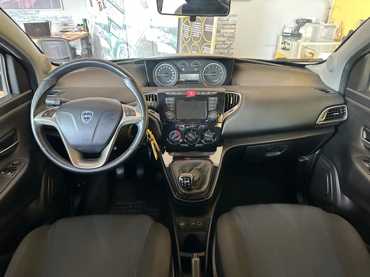 Lancia Ypsilon 1.2benz. 97.000km