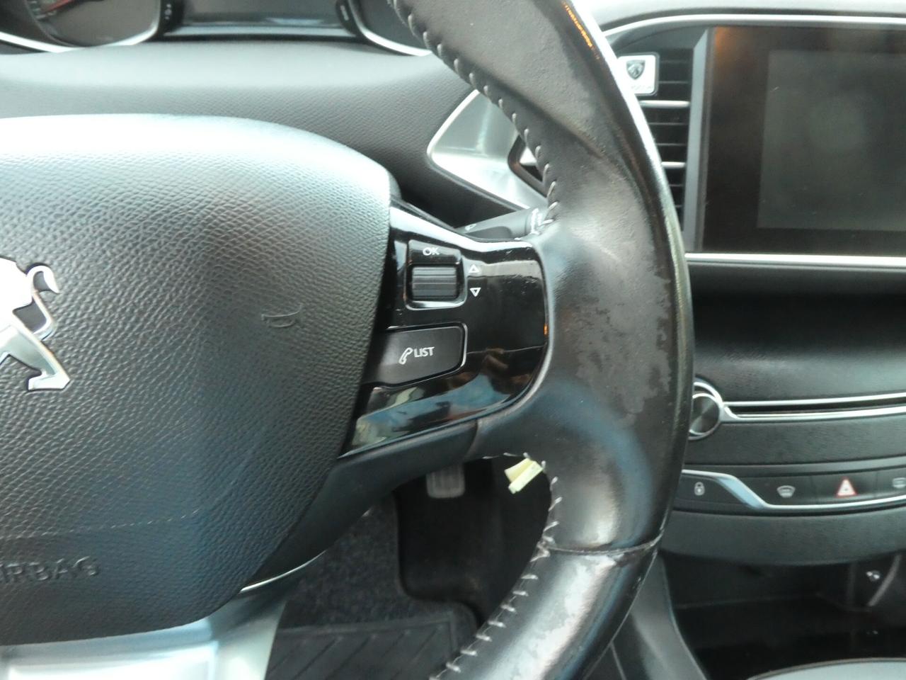 Peugeot 308 BlueHDi 100 S&S SW ok neopatentati