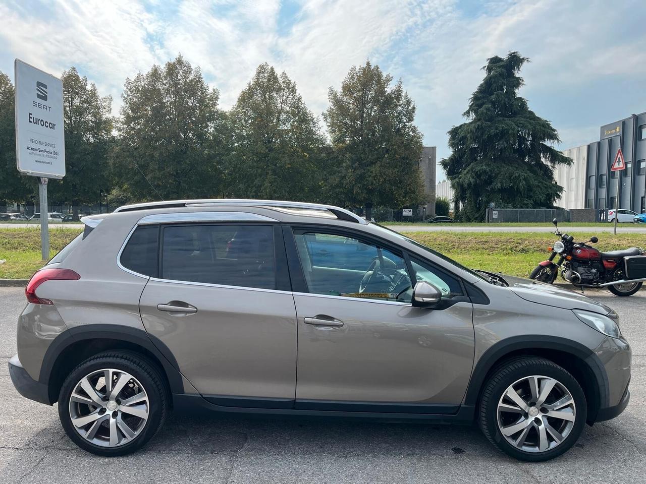 Peugeot 2008 BlueHDi 120 S&S Allure