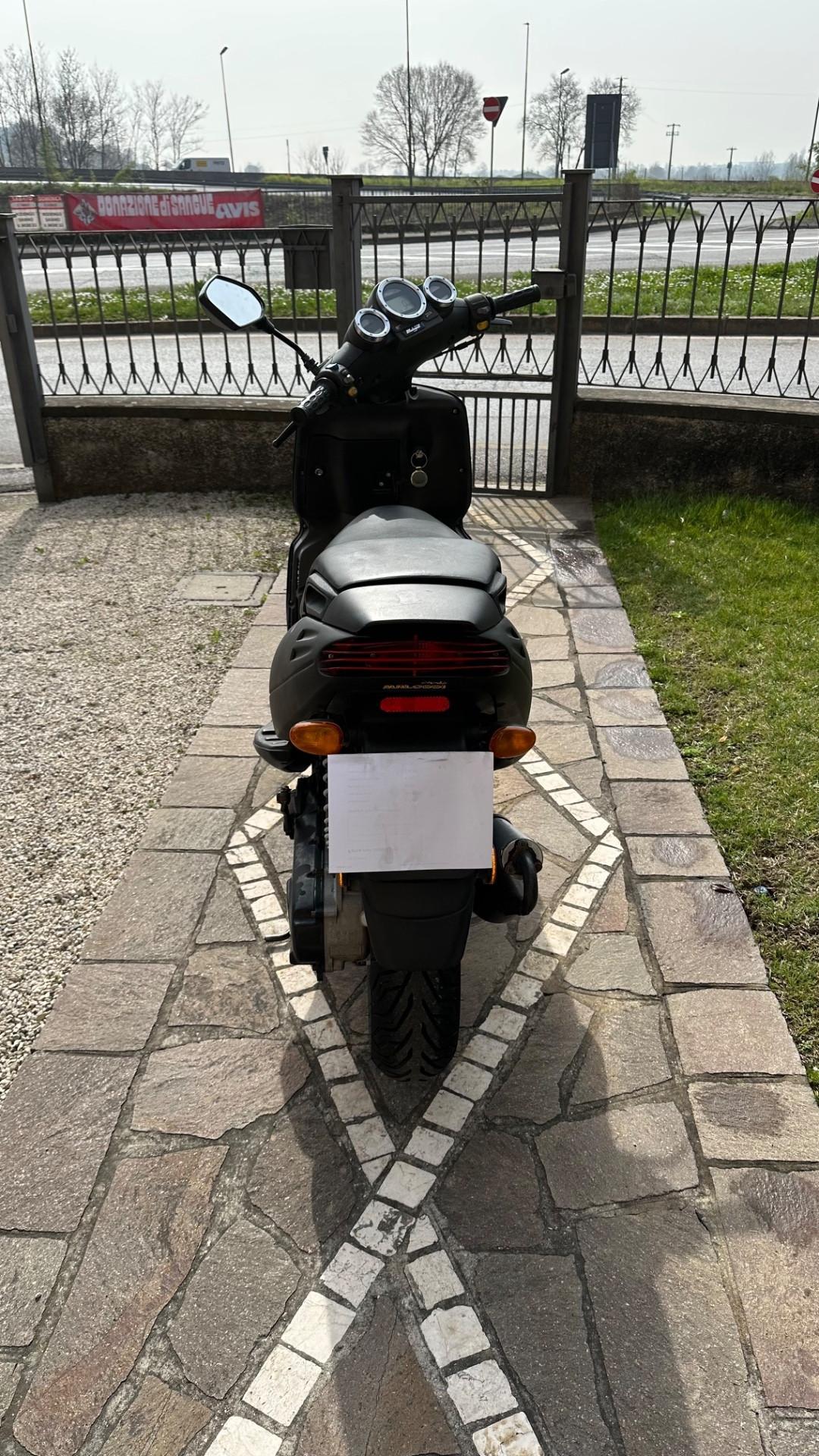 Malaguti F12 Phantom 50 Liquido Doppio disco