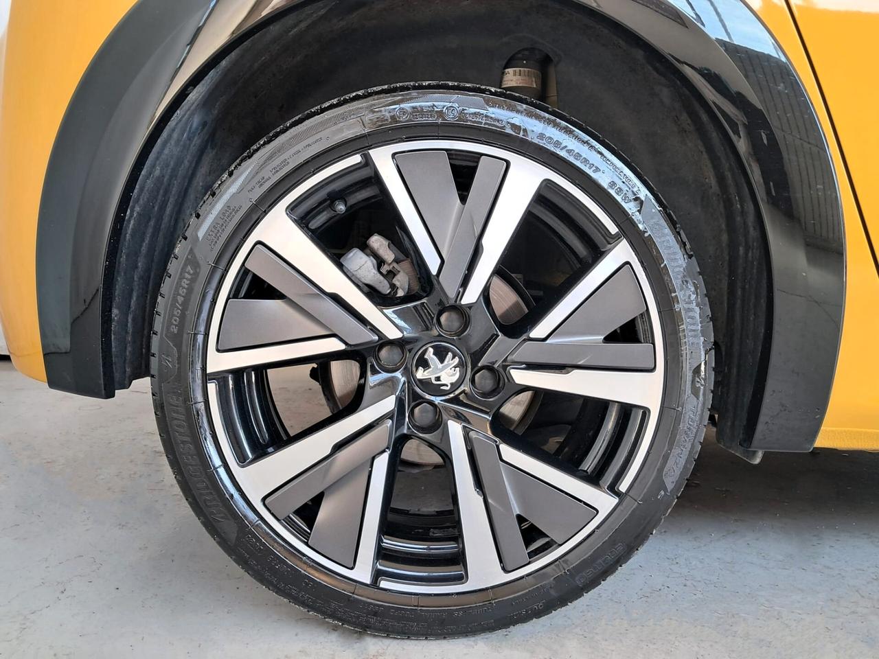 Peugeot 208 PureTech 100 Stop&Start 5 porte GT Line