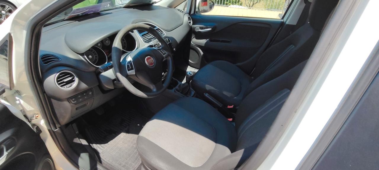 Fiat Punto 1.3 MJT II 75 CV 5 porte Street