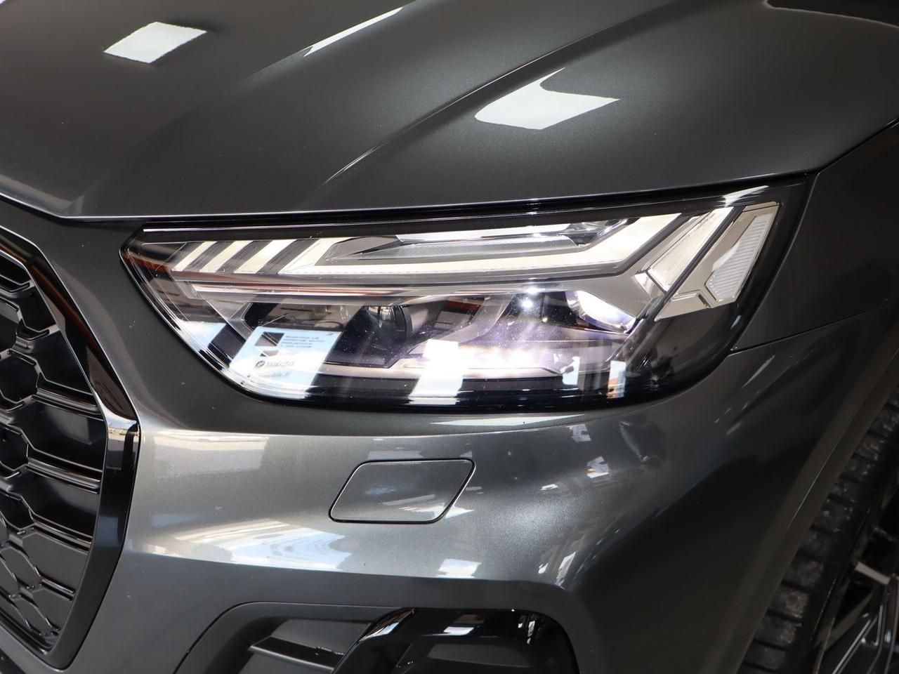 Audi Q5 S Line 2.0 40 TDI MHEV IVA ESPOSTA #12093